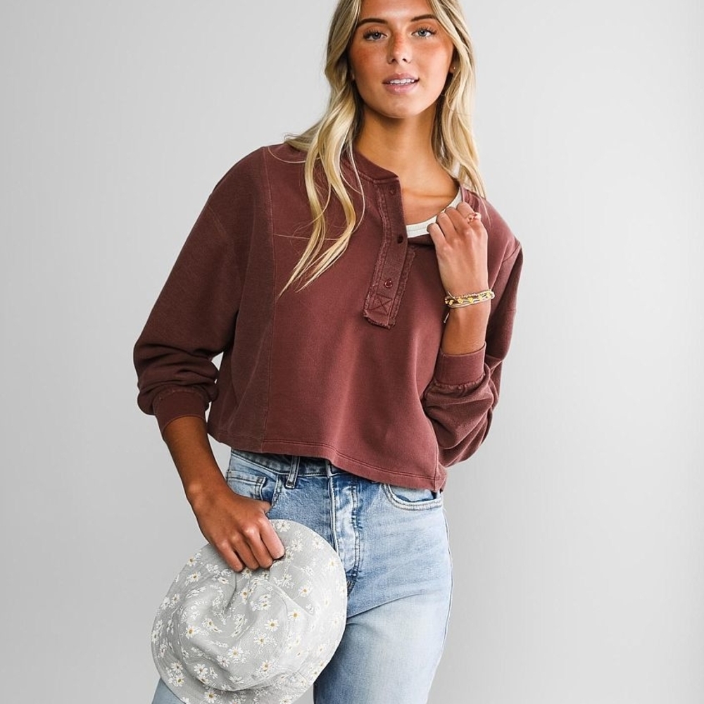 Fitz+Eddi Womens X-small Buckle Top NWT